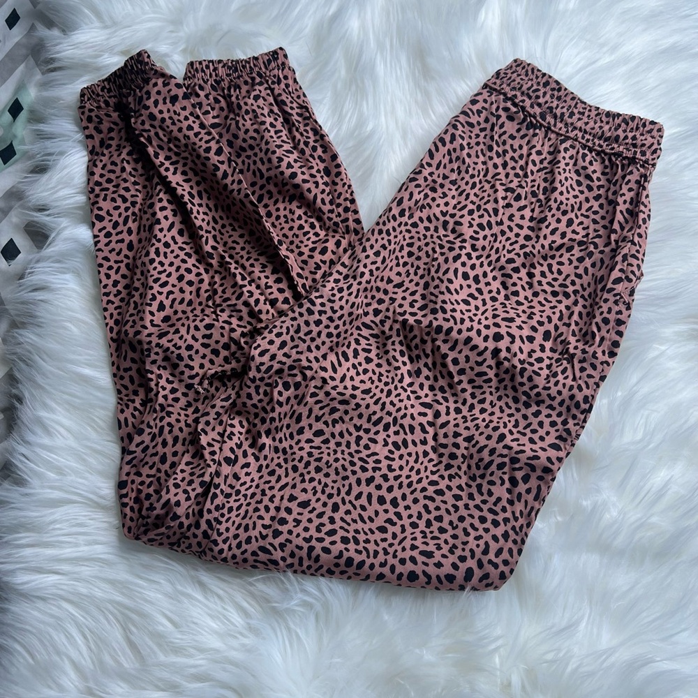 NWT Victoria's Secret Pink Cheetah Print Easy Joggers Size XS